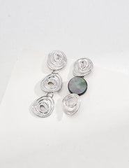Vintage Black Shell Earrings_white gold