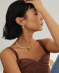 Pure Heart Necklace_Vintage Gold