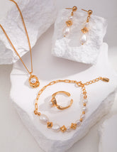 Lava Fluid Pearl Necklace_Vintage Gold