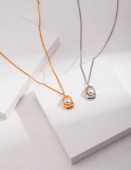 Lava Fluid Pearl Necklace_Platinum