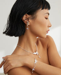 Dancing Butterfly Asymmetric Earrings_Platinum