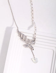 Dancing Butterfly Pearl Necklace_Platinum