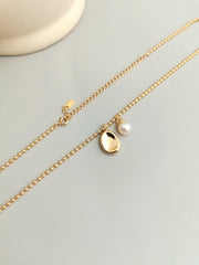 Classic Pearl Clavicle Necklace_Vintage Gold