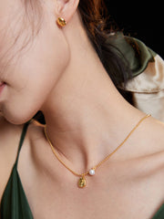 Classic Pearl Clavicle Necklace_Vintage Gold