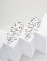 Vintage Earrings_Platinum