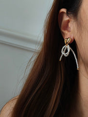 Bow Shell Pearl Earrings