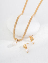 Pearl Lace Necklace